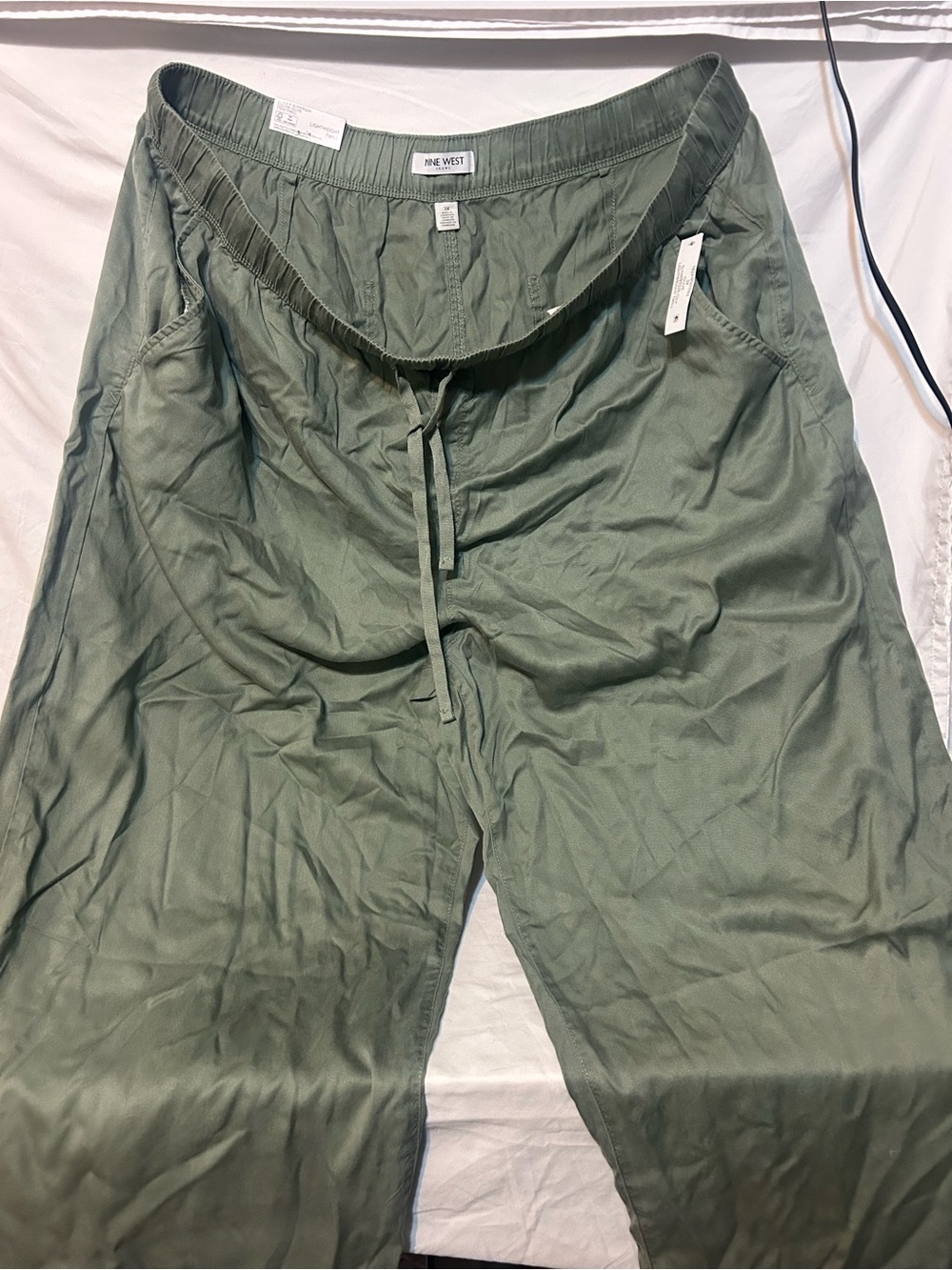 Nine West Men's Olive Drawstring Joggers
